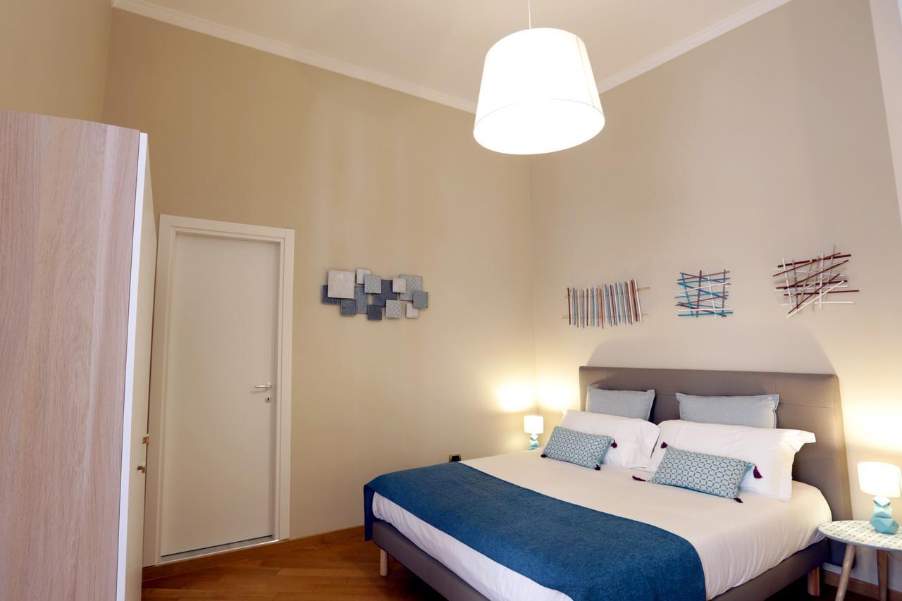 I Vicere B&B Deluxe เนเปิลส์ ภายนอก รูปภาพ