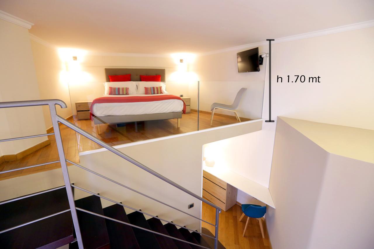I Vicere B&B Deluxe เนเปิลส์ ภายนอก รูปภาพ