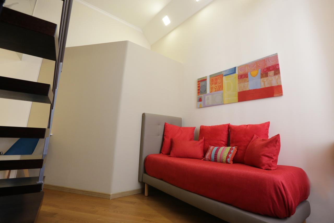 I Vicere B&B Deluxe เนเปิลส์ ภายนอก รูปภาพ